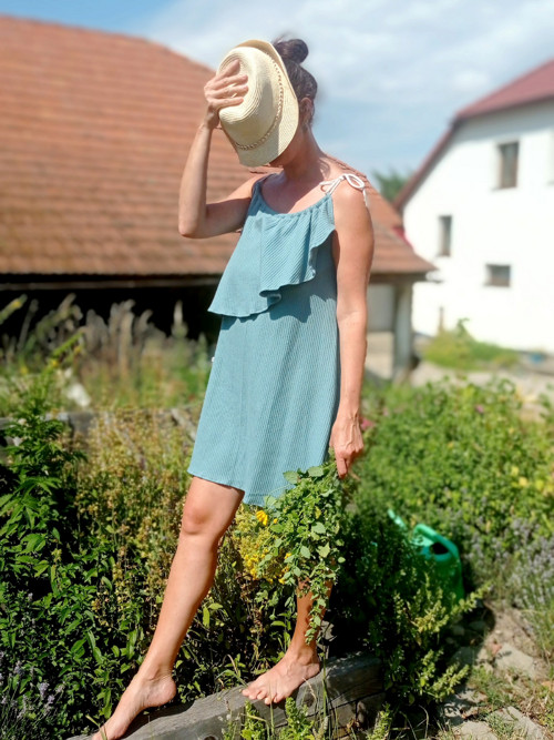 Dámské šaty z vafloviny — foto 2