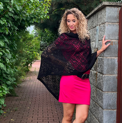 Krajkové pončo černé — foto 4