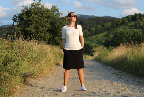 Krátka sukňa čierna — foto 3