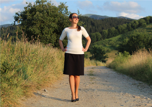 Krátka sukňa čierna — foto 5