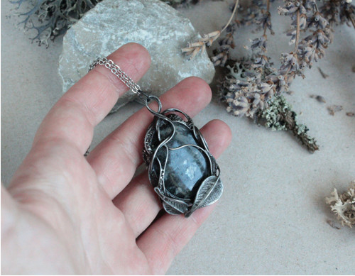 Selkie ~ Šperk s larvikitem — foto 3