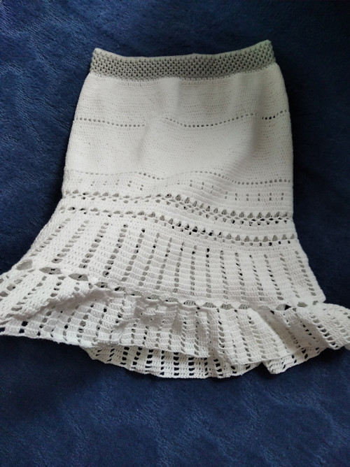 Letní háčkovaná sukně — foto 3