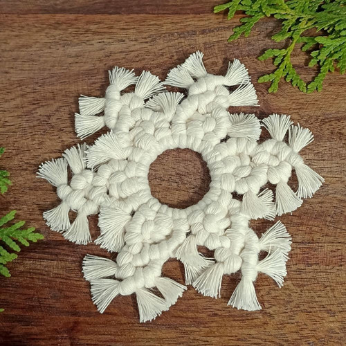 Macramé vločka — foto 2