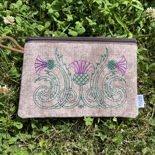 PencilCase Skotská bodláková — foto 5