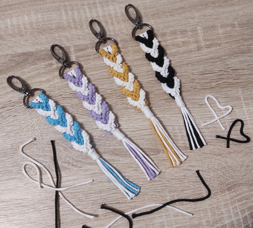 Macramé klíčenka - duo — foto 2