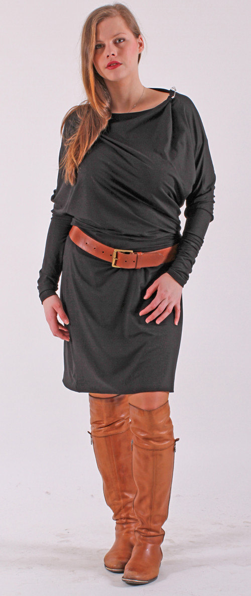 Asymetrické šaty - černé — foto 2