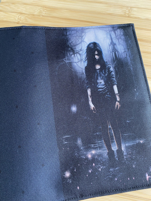 Nepromokavý obal na knihu - Gothic-dívka v černém — foto 2