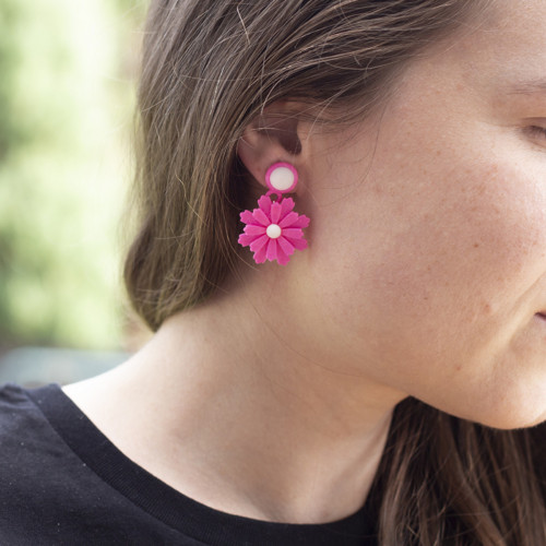 Růžové náušnice Barbie kopretina — foto 3