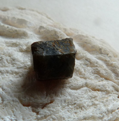 Safír krystal - 1,2 cm — foto 2