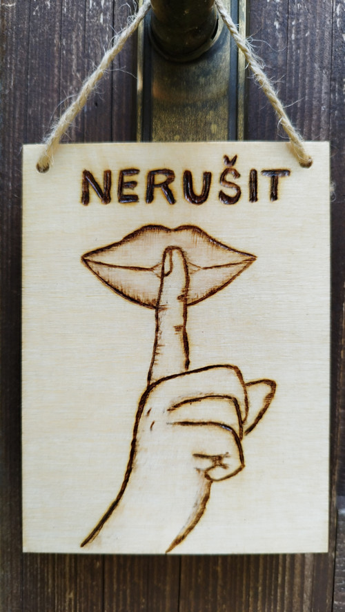 Cedulka NERUŠIT — foto 4