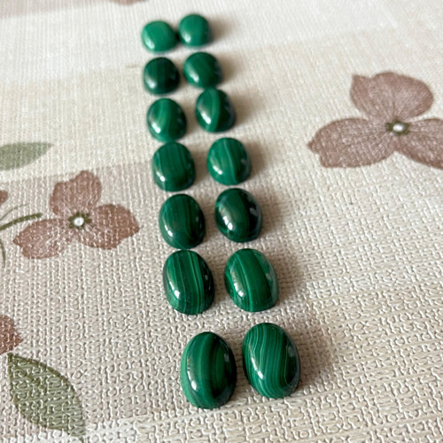 Malachit kabošon ovál pár / 14x10mm — foto 3