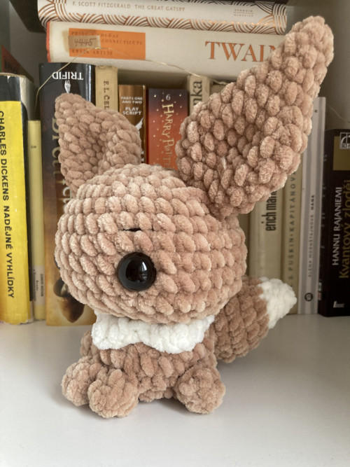 Pokémon Eevee — foto 2