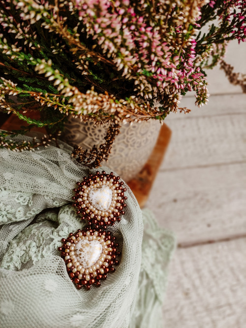 Copper hearts n.2 - vyšívané náušnice — foto 5