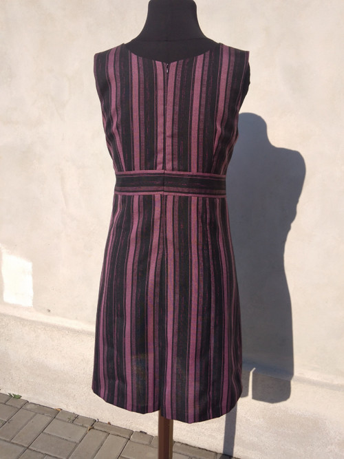 Šaty s pruhy — foto 4
