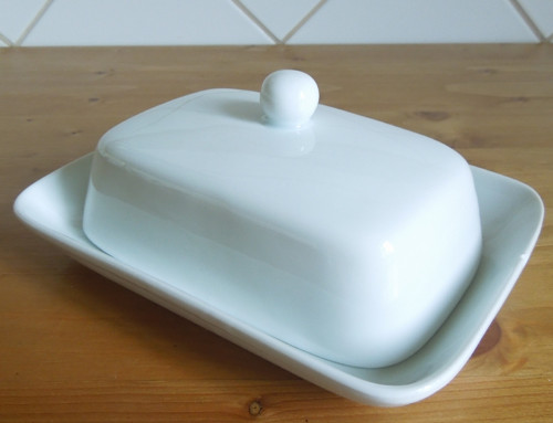Porcelánová dóza na máslo — foto 3