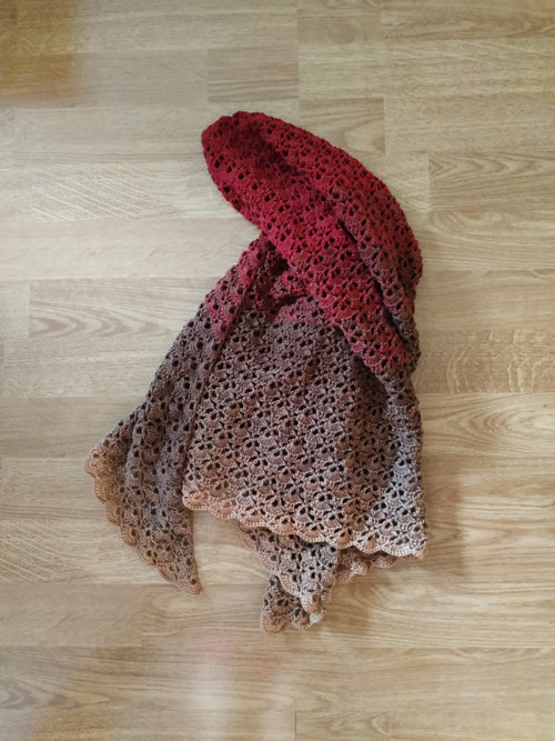 Háčkovaný šátek Red rose — foto 3