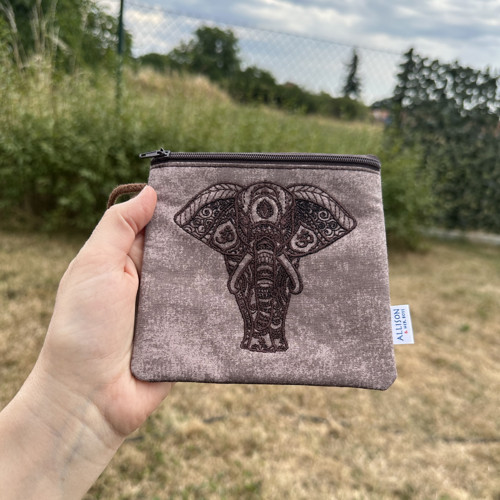 Kapsička velká Mystický slon — foto 6