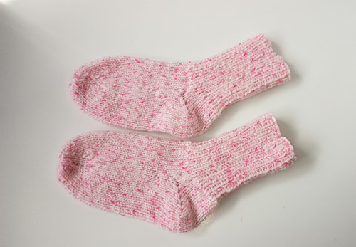 Pletené ponožtičky - 13 cm — foto 2