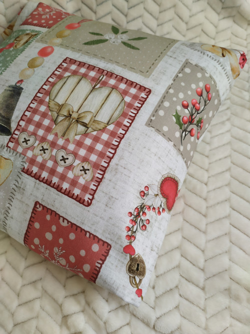 Vánoční patchwork -povlak na polštář — foto 2