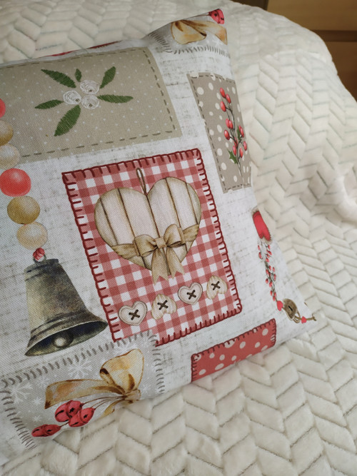 Vánoční patchwork -povlak na polštář — foto 4