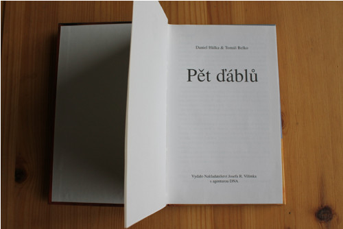 Pět ďáblů - Daniel Hůlka — foto 2