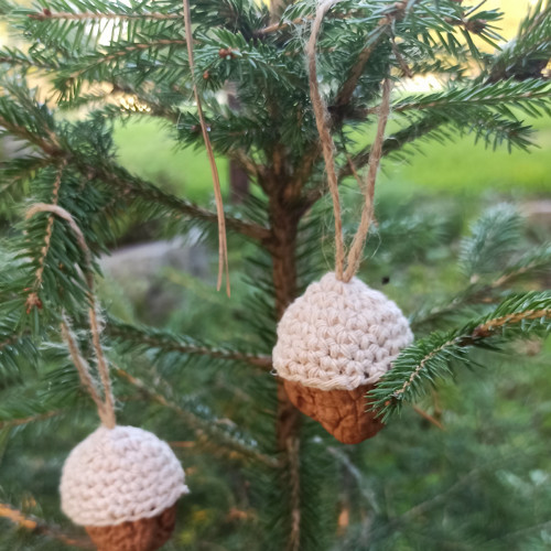 Ozdoba - oříšek - natur — foto 2