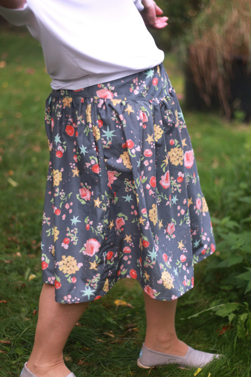 Sukně ............ L - XL — foto 4