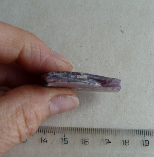 Lepidolit - 3,8 cm — foto 5