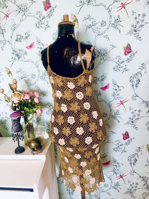 Šaty vintage look luxusní háčkované — foto 4