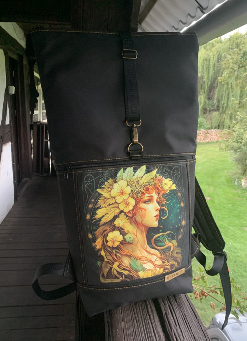Mucha I.+ přední kapsa na zip — foto 2
