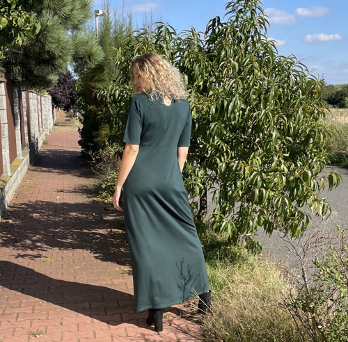 Zelené šaty s rolákem dlouhé — foto 2
