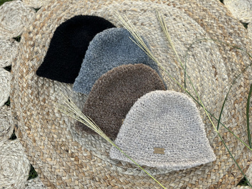 Klobouček alpaka BOUCLÉ - černý — foto 5