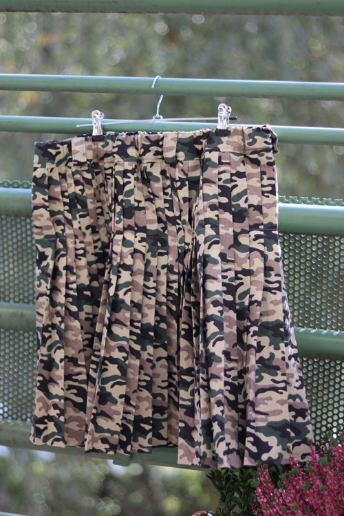 Pánská bavlněná sukně- khaki — foto 4