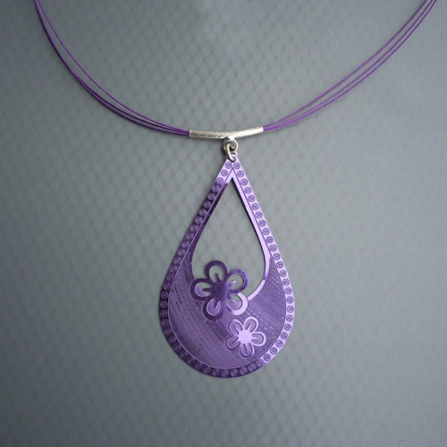 Fialová velká kapka - náhrdelník — foto 2