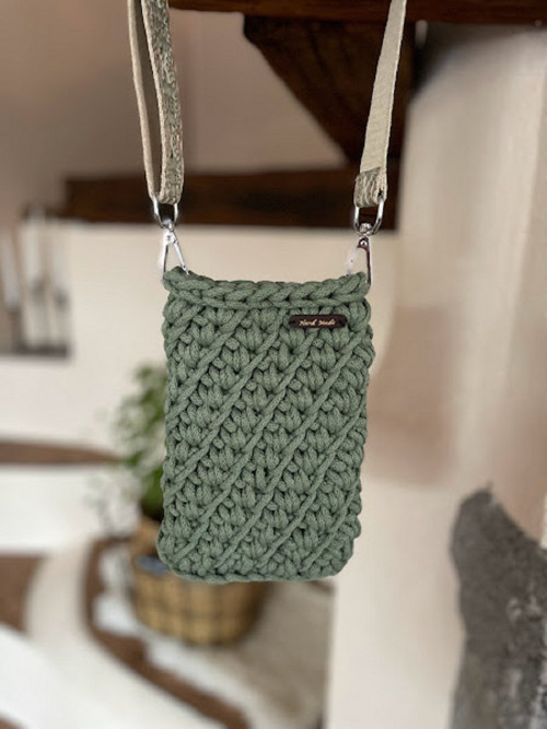 Zelená háčkovaná kabelka — foto 3