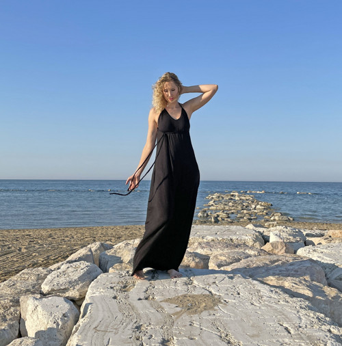 Černé ramínkové šaty - dlouhé — foto 3