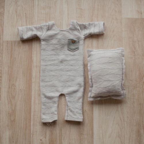 Fotorekvizita - romper + polštářek — foto 2