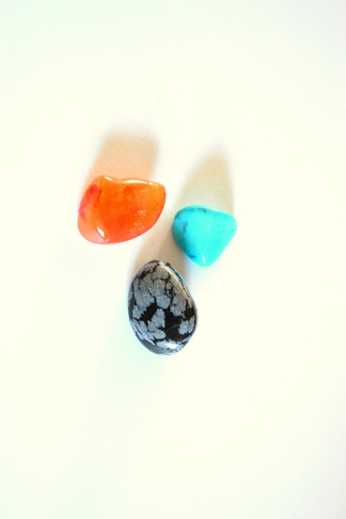 Sada - 3ks - karneol, obsidián, howlit — foto 2