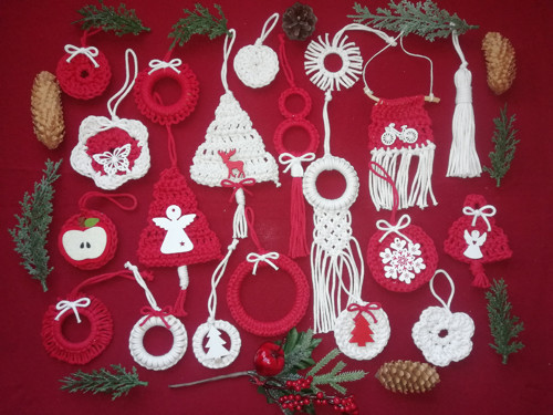 Macramé a háčkované vánoční ozdoby — foto 5