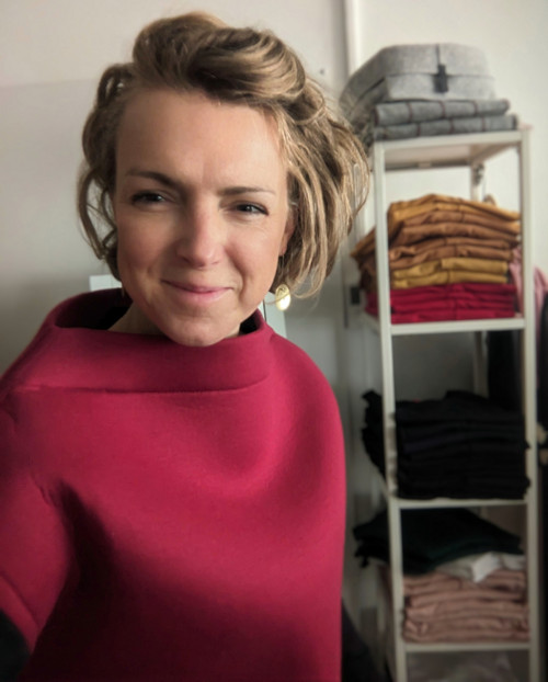 Vestička Kosmo v bordó — foto 4
