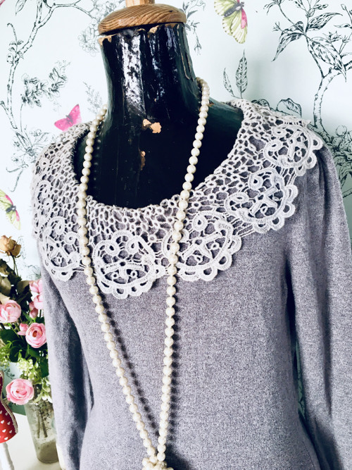 Šaty grey s límečkem háčkovaným — foto 2
