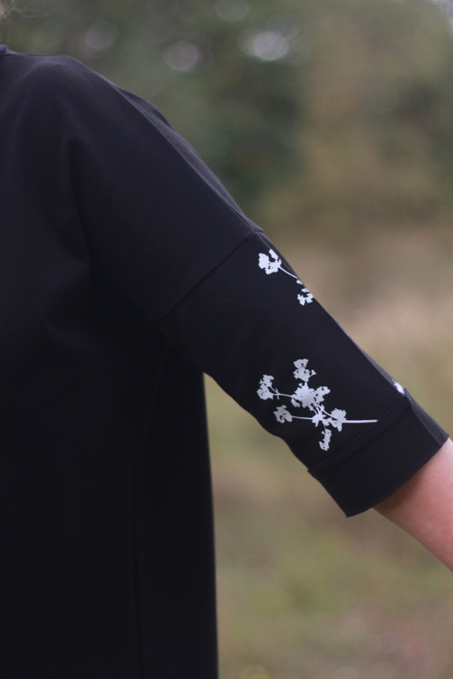 Volné triko ............ L - XL — foto 4