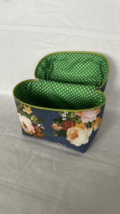 Kosmeticky boxík - velké růže — foto 3