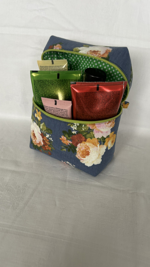 Kosmeticky boxík - velké růže — foto 2