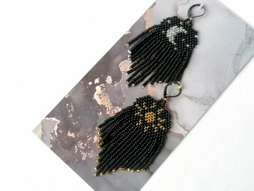 Sun and Moon Fringe Beaded Earrings — foto 6