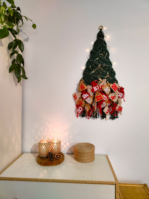 Macramé vánoční stromeček - adventní kalendář — foto 2