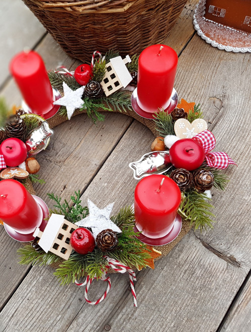 Adventní věneček na stůl — foto 2