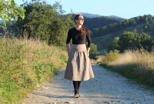 Béžová sukňa — foto 5