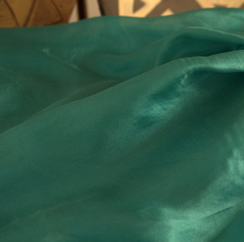 HEDVÁBNÁ ŠÁLA........180 x 45 — foto 3