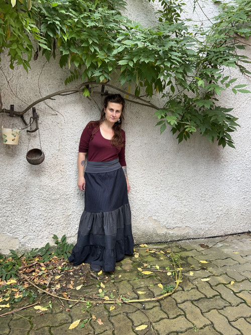 Temná je dobrá - maxi sukně — foto 6